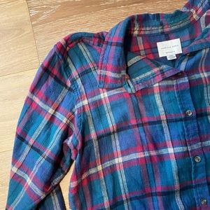 Accepting any offer on this listing!- American Eagle Boyfriend Style Flannel